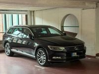Gebraucht VW Passat Highline 190 PS (139 kW) 2019 Schwarz Kombi