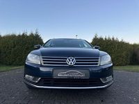 Gebraucht VW Passat 140 PS (102 kW) 2012 Blau Limousine