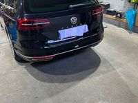 Second-hand VW Passat 190 CP (139 kW) 2016 Negru Break