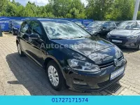 Gebraucht VW Golf VII Trendline 105 PS (77 kW) 2015 Ebenholzschwarz Limousine