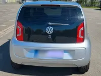 Używany VW up! 60 KM (44 kW) 2014 Srebrny Hatchback