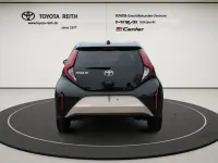Neu Toyota Aygo X 72 PS (52 kW) 2025 Ginger beige (4u9)/ black mica SUV