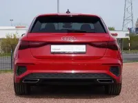 Używany Audi A3 Comfort 150 KM (110 kW) 2022 Czerwony Sedan/Limuzyna