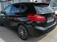 Gebraucht BMW 218 Active Tourer Basis 150 PS (110 kW) 2014 Schwarz Van / Kleinbus