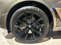 Neu BMW X7 M Sport 381 PS (280 kW) 2026 Manhattan metallic SUV