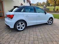 Gebraucht Audi A1 Sportback 90 PS (66 kW) 2015 Weiß Kleinwagen