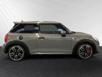 Gebraucht Mini John Cooper Works 231 PS (169 kW) 2018 Moonwalk grey metallic Kleinwagen