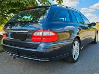 Gebraucht Mercedes E320 Avantgarde 204 PS (150 kW) 2005 Blau Kombi
