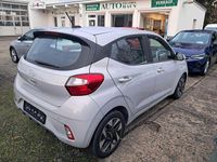 Neu Hyundai i10 79 PS (58 kW) 2025 Grau Kleinwagen
