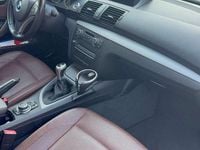 Gebraucht BMW 116 116 PS (85 kW) 2011 Schwarz Kleinwagen