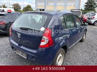 Gebraucht Dacia Sandero Lauréate 75 PS (55 kW) 2012 Blau Kleinwagen