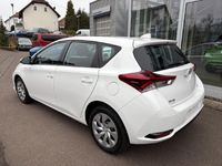 Gebraucht Toyota Auris Cool 99 PS (72 kW) 2016 Unbekannt Limousine