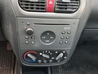 Second-hand Opel Corsa 44 CP (32 kW) 2004 Hatchback