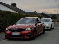 Second-hand BMW 330 Performance 258 CP (189 kW) 2019 Portocaliu Berlinǎ