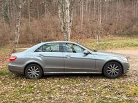 Second-hand Mercedes E200 184 CP (135 kW) 2010 Gri Berlinǎ