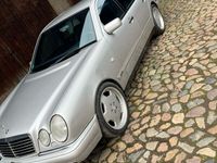 gebraucht Mercedes E320 W210