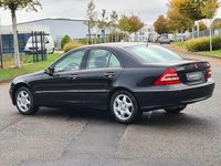 Gebraucht Mercedes C200 122 PS (89 kW) 2006 Schwarz Limousine