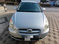 Gebraucht Hyundai Accent 97 PS (71 kW) 2007 Silber Limousine