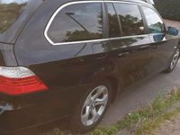 Gebraucht BMW 525 197 PS (144 kW) 2007 Schwarz Kombi