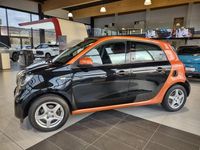Gebraucht Smart ForFour Passion 90 PS (66 kW) 2016 Schwarz/orange (metallic) Kleinwagen