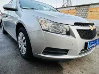 Gebraucht Chevrolet Cruze 113 PS (83 kW) 2010 Silber Limousine