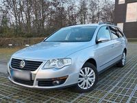 Gebraucht VW Passat Highline 141 PS (103 kW) 2010 Grau Kombi