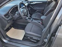 Gebraucht Ford Focus Cool & Connect 125 PS (91 kW) 2021 Grau Limousine
