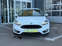 Gebraucht Ford Focus Cool & Connect 125 PS (91 kW) 2018 Weiß Limousine