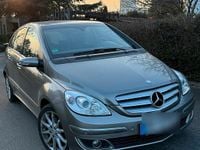 Gebraucht Mercedes B200 140 PS (102 kW) 2007 Grün Van / Kleinbus