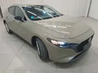 Gebraucht Mazda 3 Nagisa 140 PS (102 kW) 2024 Gelb Limousine