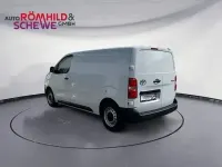 Gebraucht Toyota Proace 144 PS (105 kW) 2024 Ice white Van / Kleinbus