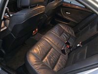 Gebraucht BMW 525 218 PS (160 kW) 2007 Silber Limousine