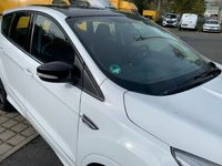 gebraucht Ford Kuga 1.5 Eco Boost 150 PS, Winterpaket, viele Extras