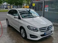 Gebraucht Mercedes B180 109 PS (80 kW) 2015 Weiß Kleinwagen