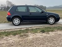 Gebraucht VW Golf IV 75 PS (55 kW) 2001 Blau Kleinwagen
