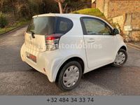 Gebraucht Toyota iQ 68 PS (50 kW) 2010 Weiß Kleinwagen