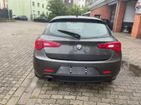 Gebraucht Alfa Romeo Giulietta Turismo 170 PS (125 kW) 2012 Grau Kleinwagen