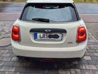 Gebraucht Mini ONE 102 PS (75 kW) 2018 Beige Kleinwagen