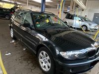 Gebraucht BMW 320 150 PS (110 kW) 2004 Schwarz Kombi