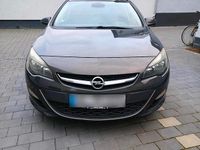 Gebraucht Opel Astra 140 PS (102 kW) 2012 Grau Kombi