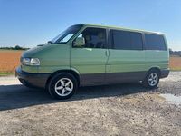 Usado VW Multivan 140 HP (102 kW) 1998 Verde Monovolume