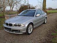 Gebraucht BMW 325 192 PS (141 kW) 2001 Silber Coupé