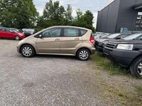 Gebraucht Mercedes A150 95 PS (69 kW) 2006 Gelb Kleinwagen