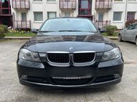 gebraucht BMW 318 i Scheckheftgepflegt Leder Navi-Pro Xenon SHZ PDC