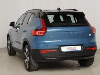 Gebraucht Volvo XC40 Plus 169 kW (231 PS) 2023 Fjord blue metallic SUV
