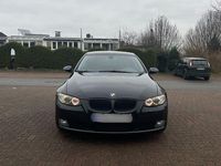 Gebraucht BMW 320 177 PS (130 kW) 2008 Schwarz Coupé