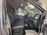 Gebraucht Renault Trafic 145 PS (106 kW) 2020 Grau Van / Kleinbus