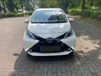 Gebraucht Toyota Aygo 69 PS (50 kW) 2017 Weiß Kleinwagen