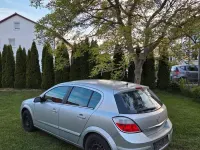 Brugt Opel Astra 105 HK (77 kW) 2005 Sølv Sedan