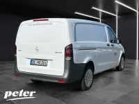 Gebraucht Mercedes Vito 163 PS (119 kW) 2026 Arktikweiß Van